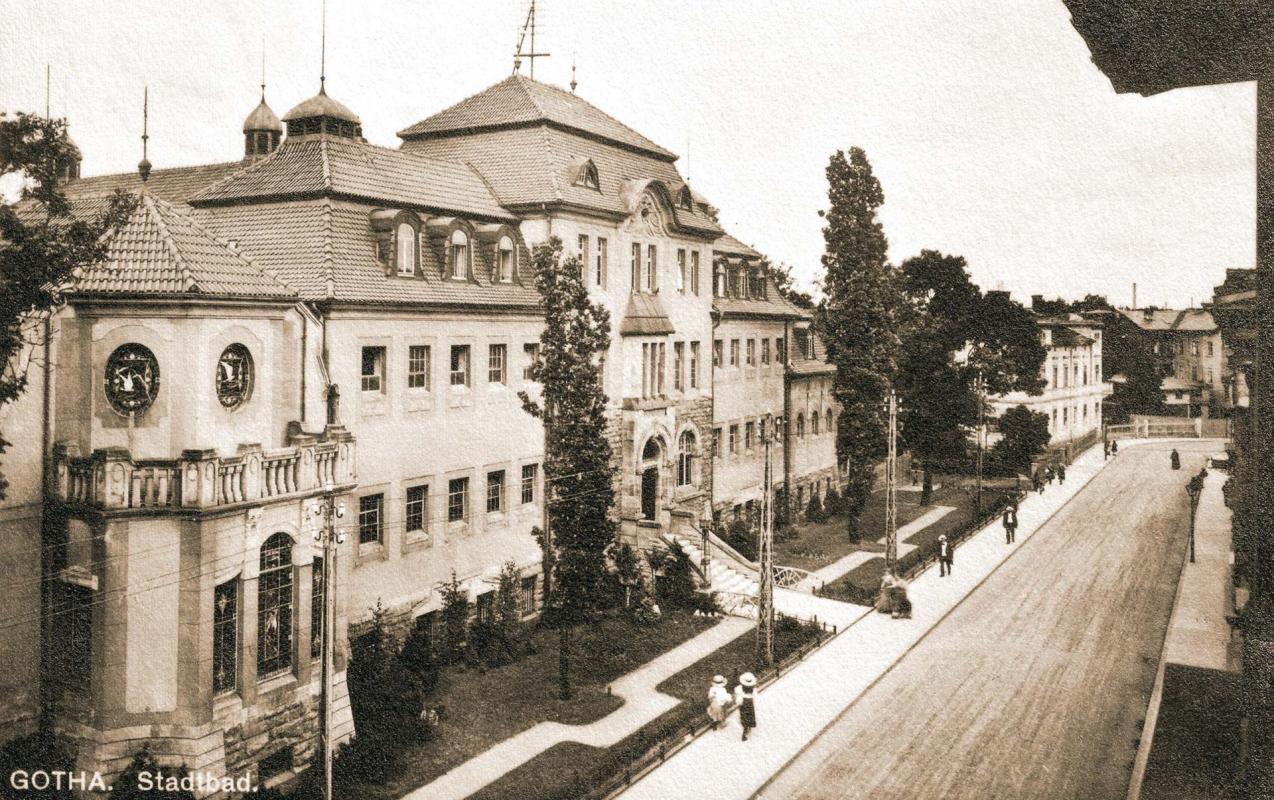 Sicht auf das Historisches Stadtbad Gotha um 1920.